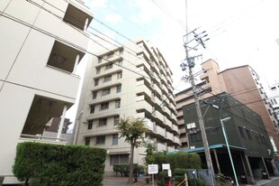 納屋橋マンションＢ棟（102）の物件外観写真